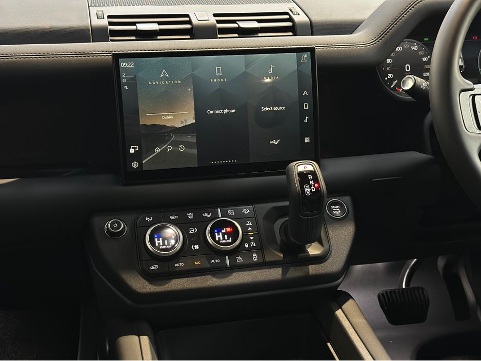 2025 Land Rover Defender