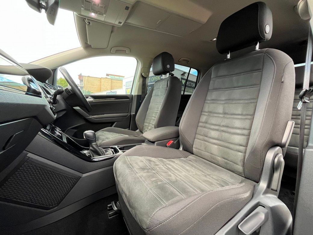 2016 Volkswagen Touran