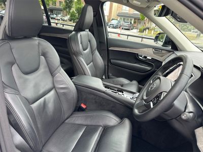 2023 Volvo XC90
