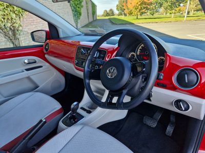 2014 Volkswagen up!