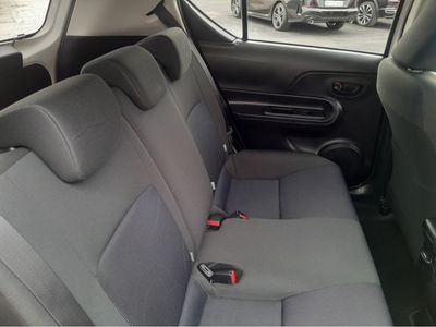 2016 Toyota Aqua