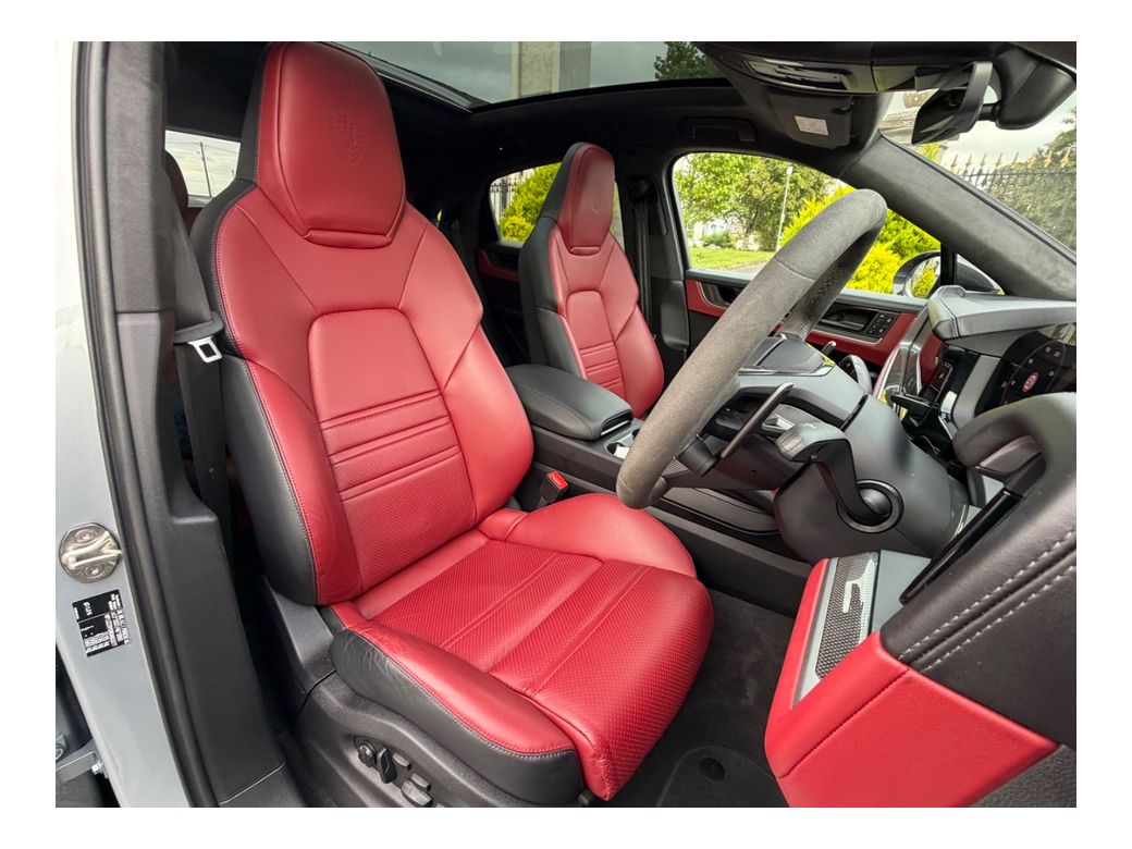 2024 Porsche Cayenne