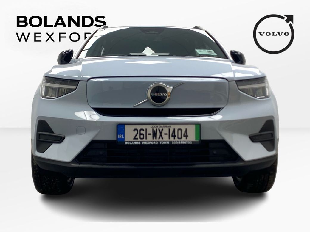 2026 Volvo EX40