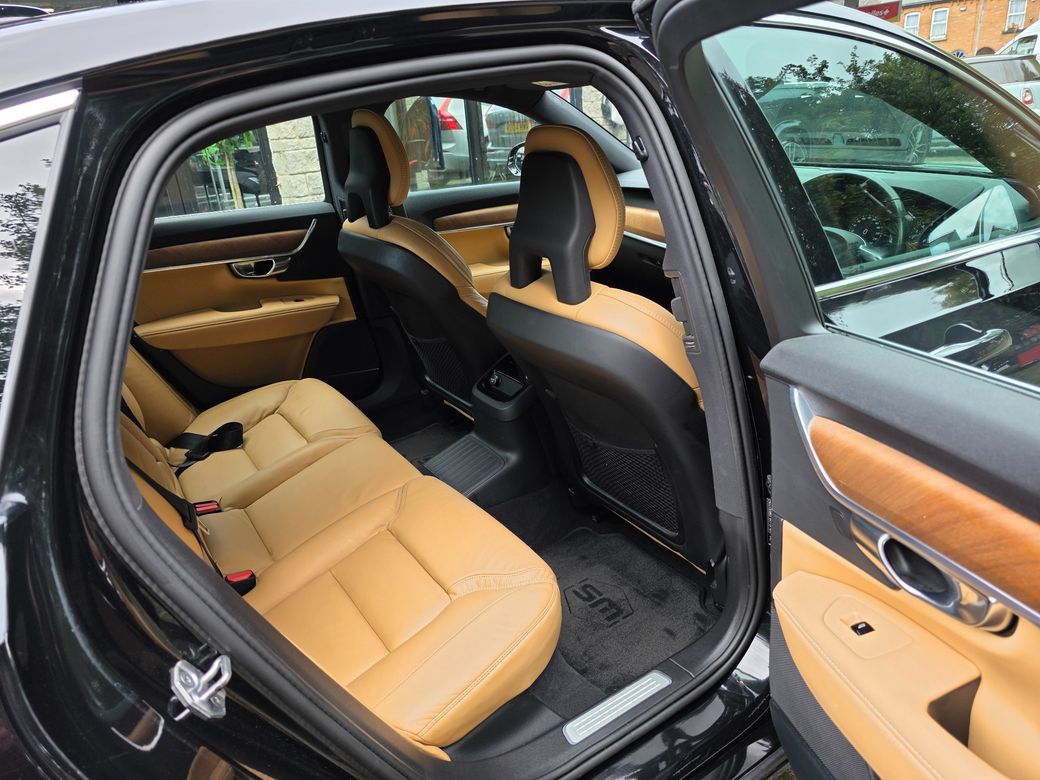 2019 Volvo S90