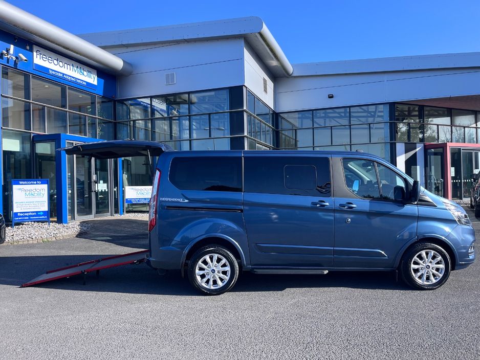 2020 Ford Tourneo