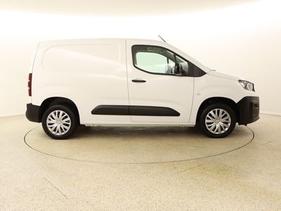 2022 Peugeot Partner
