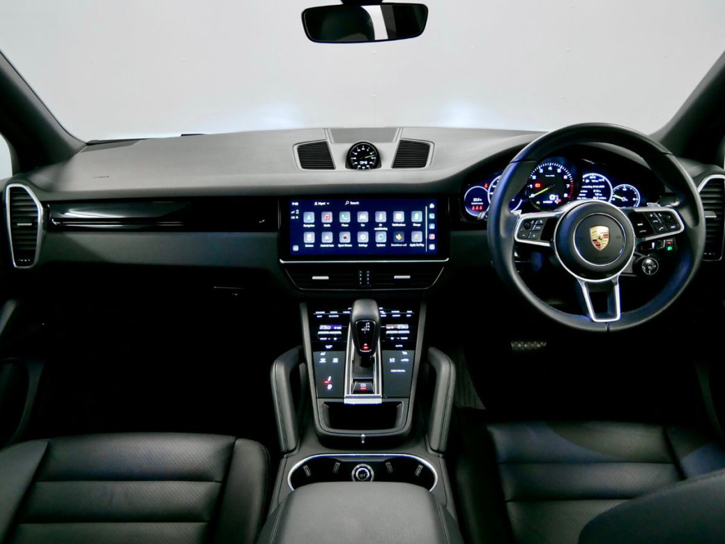 2023 Porsche Cayenne