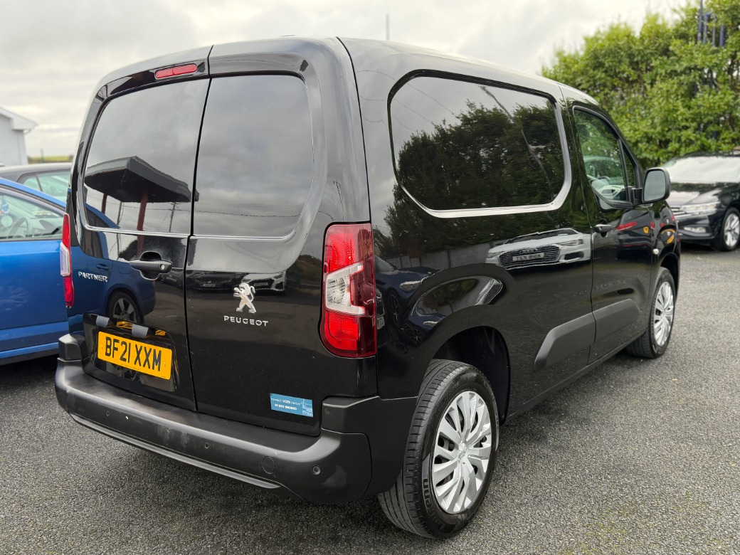 2021 Peugeot Partner