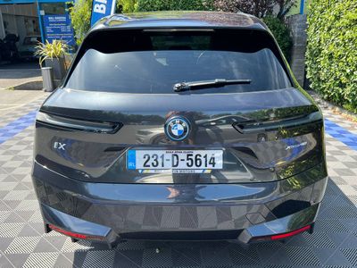 2023 BMW iX