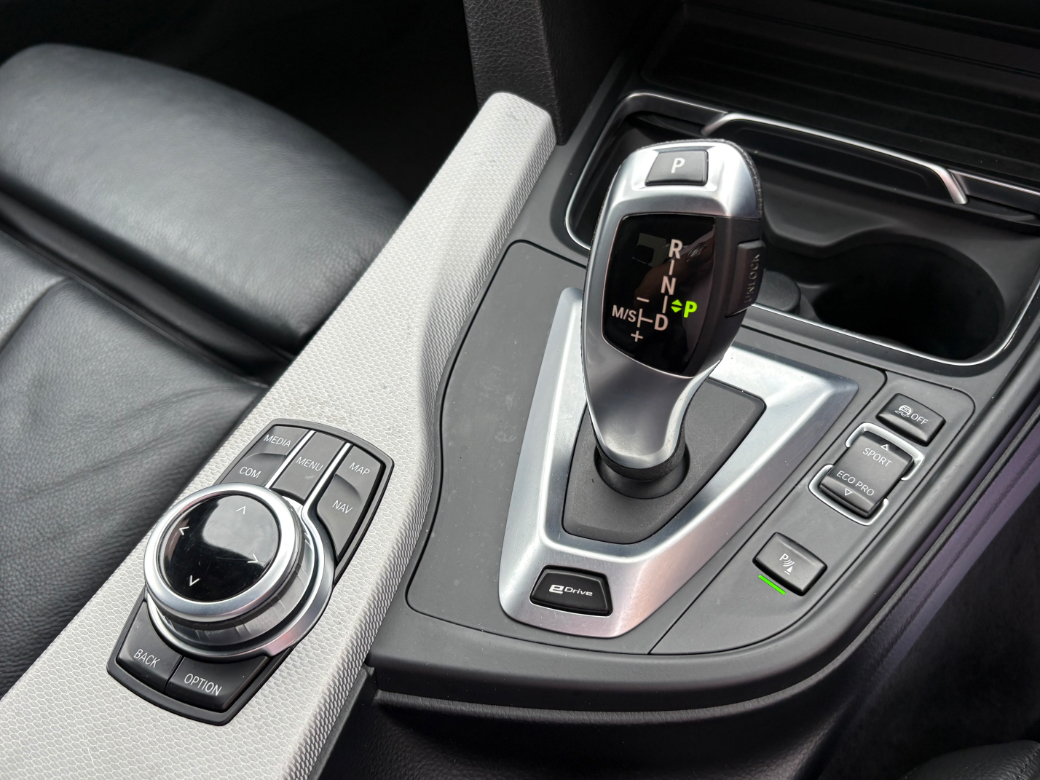 2018 BMW 3 Series