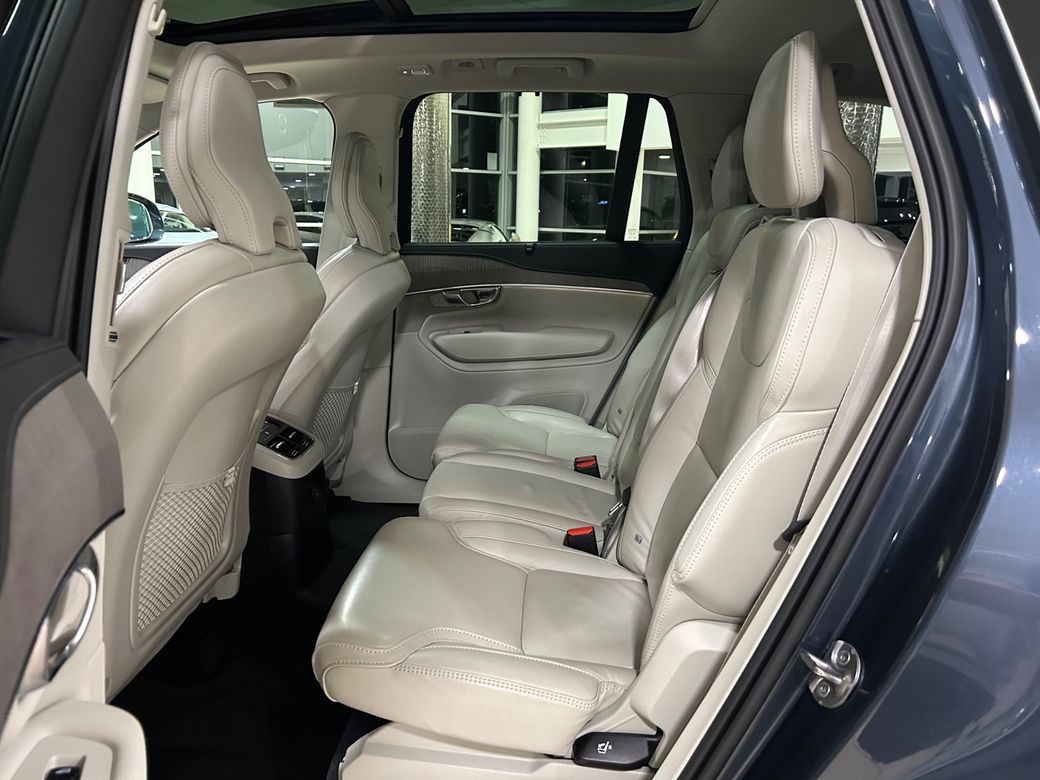 2023 Volvo XC90