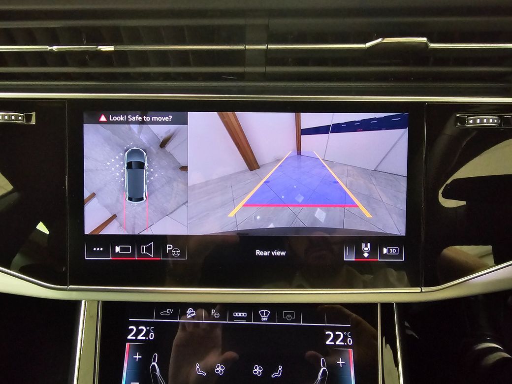 2025 Audi Q8