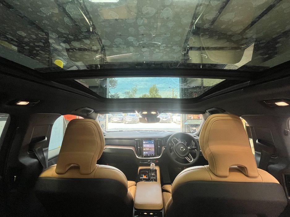 2025 Volvo V60