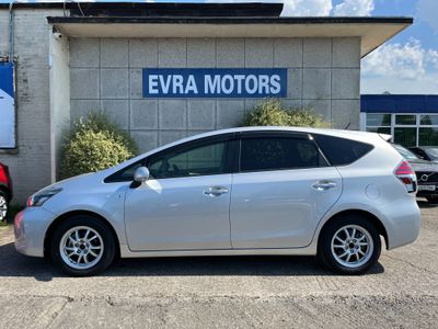 2019 Toyota Prius Alpha