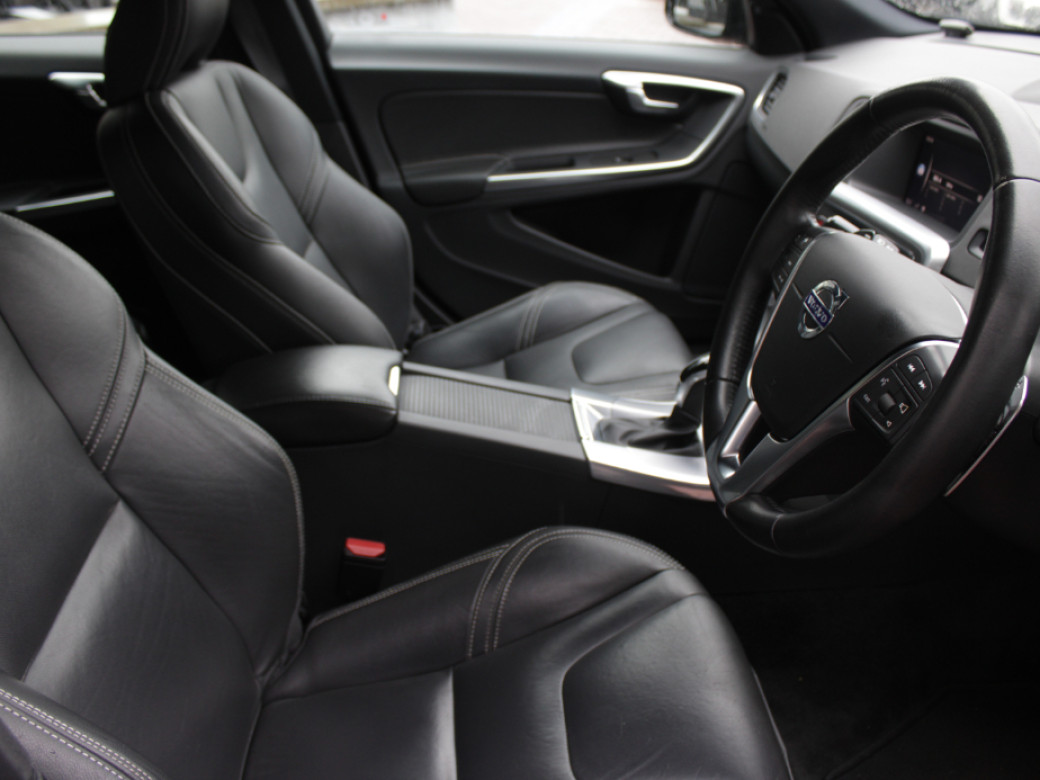 2017 Volvo V60