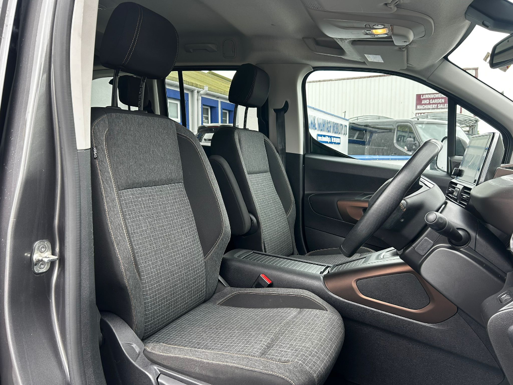 2021 Peugeot Rifter