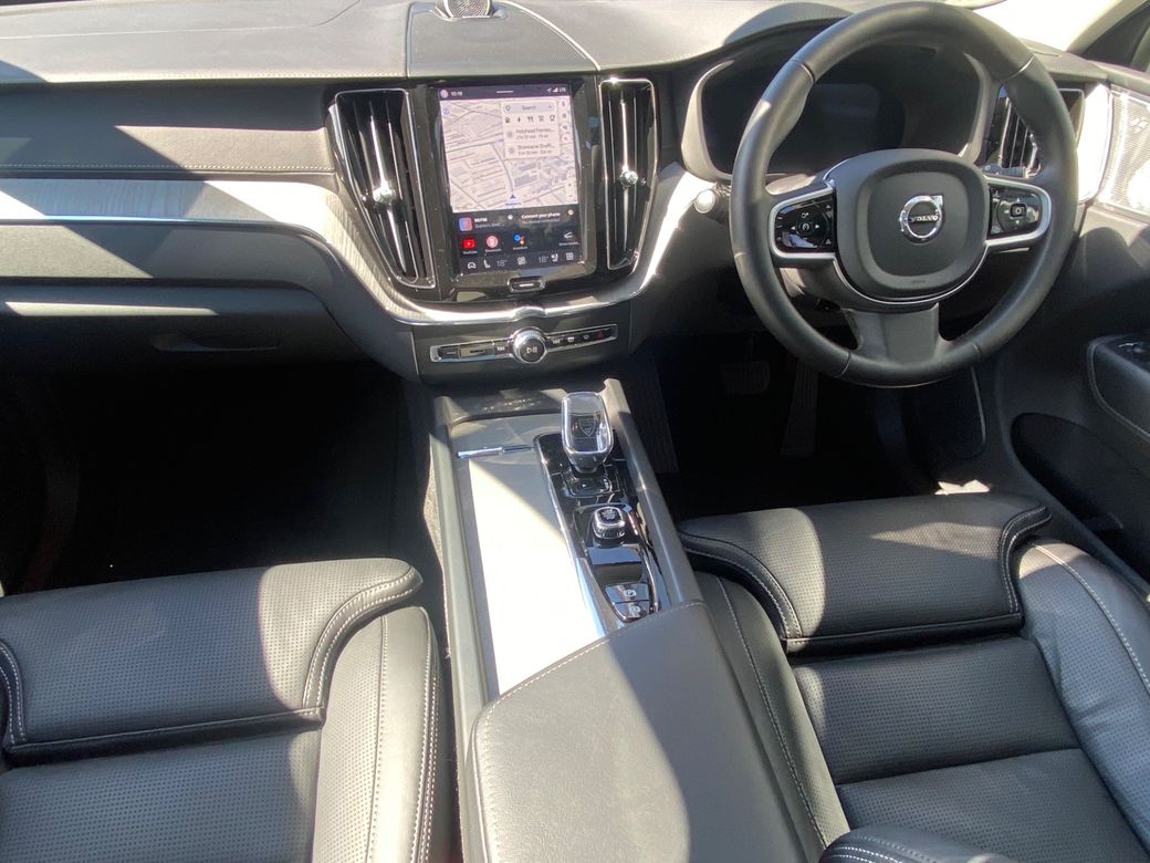 2025 Volvo XC60