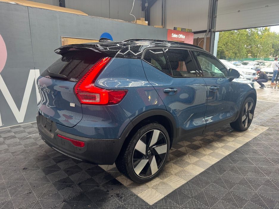 2023 Volvo XC40