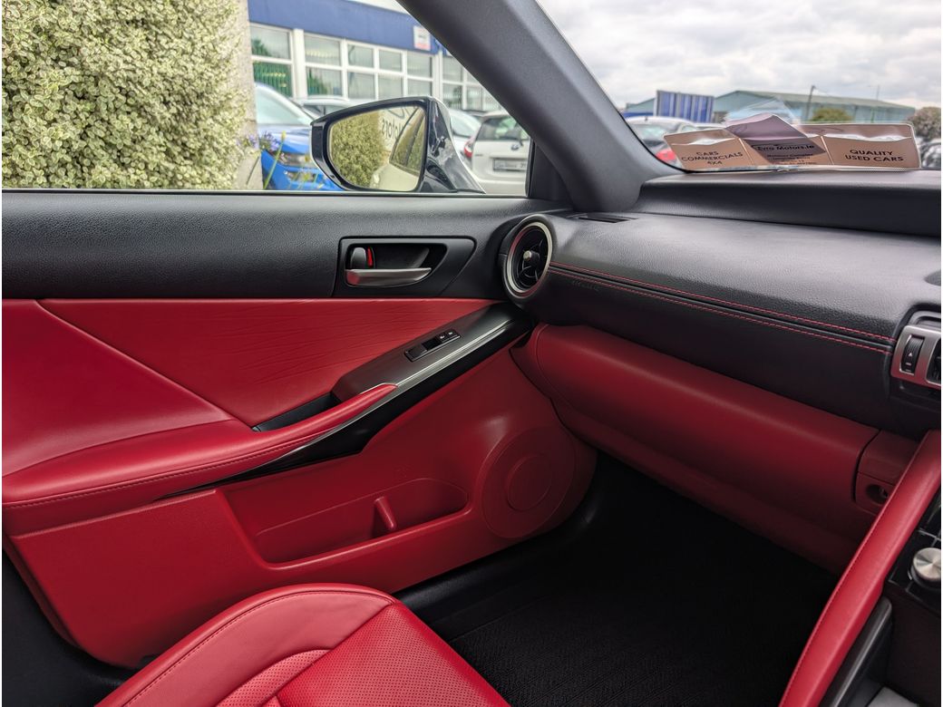 2020 Lexus IS 300h