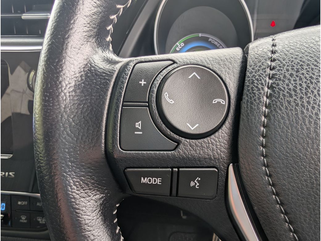 2016 Toyota Auris