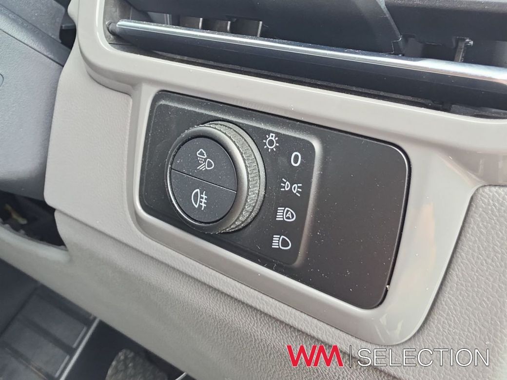 2025 Volkswagen Transporter