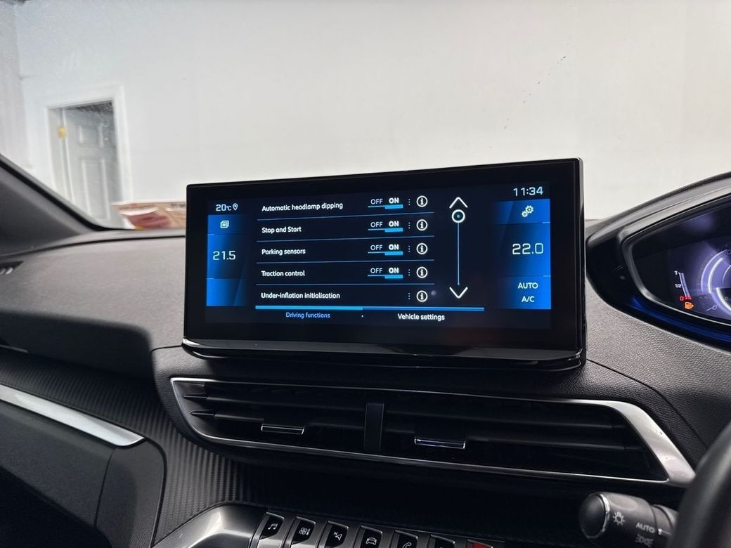 2024 Peugeot 5008