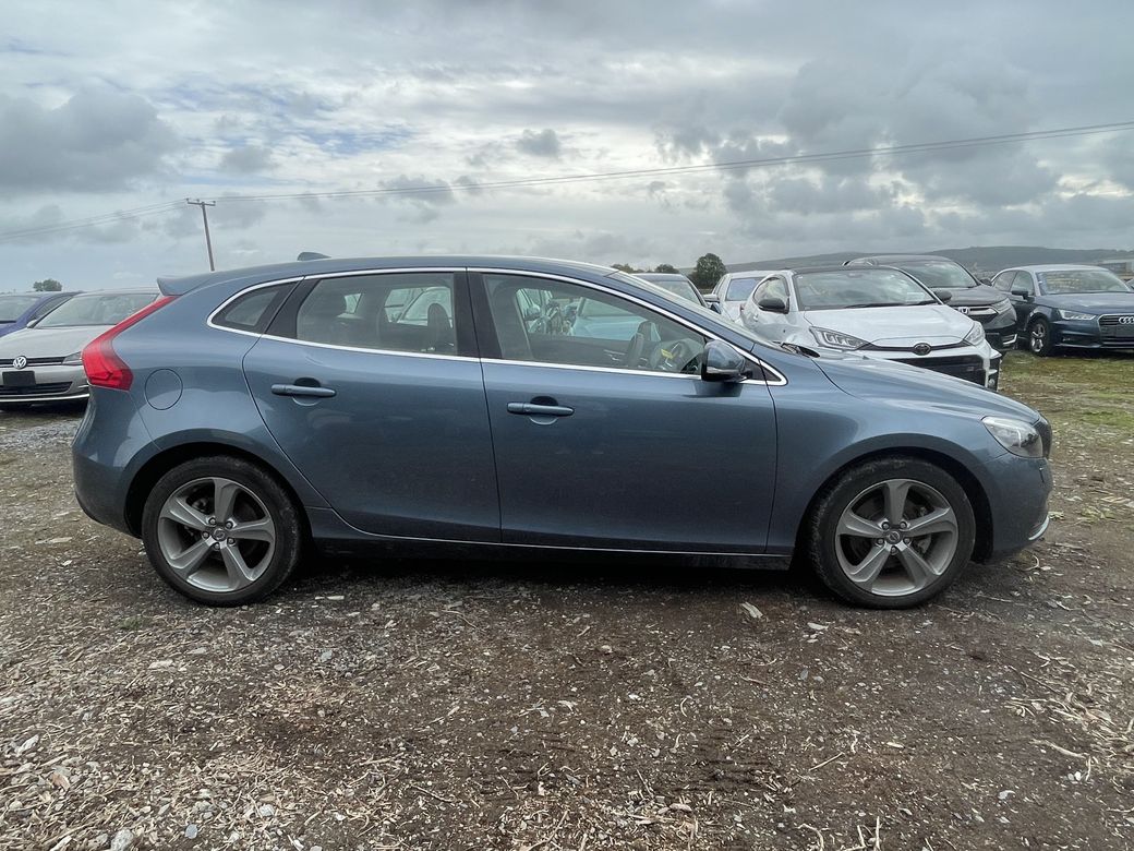 2013 Volvo V40
