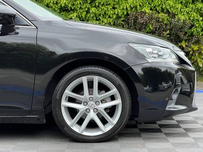 2017 Lexus CT 200h
