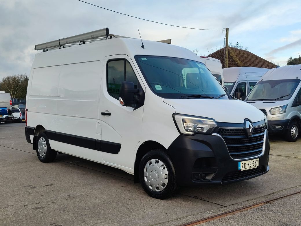 2021 Renault Master