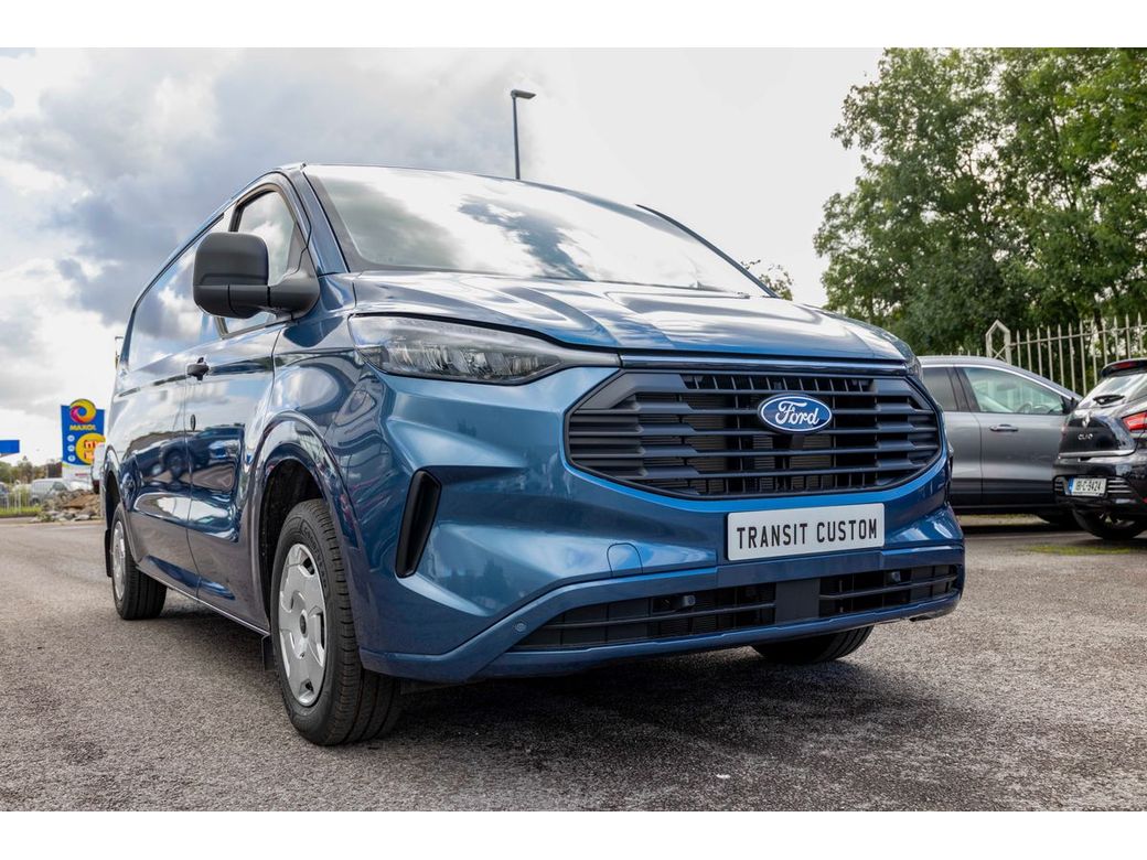 2025 Ford Transit Custom