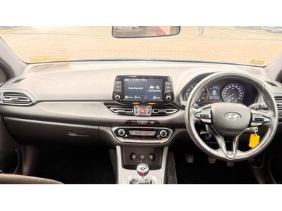 2022 Hyundai i30