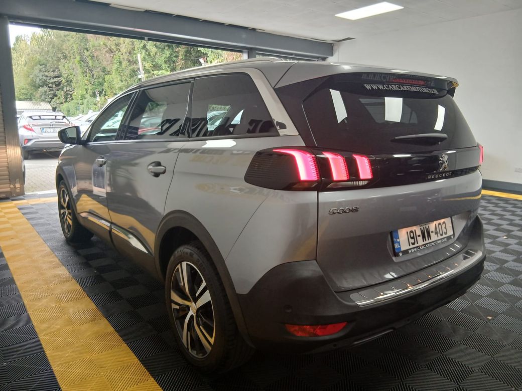 2019 Peugeot 5008