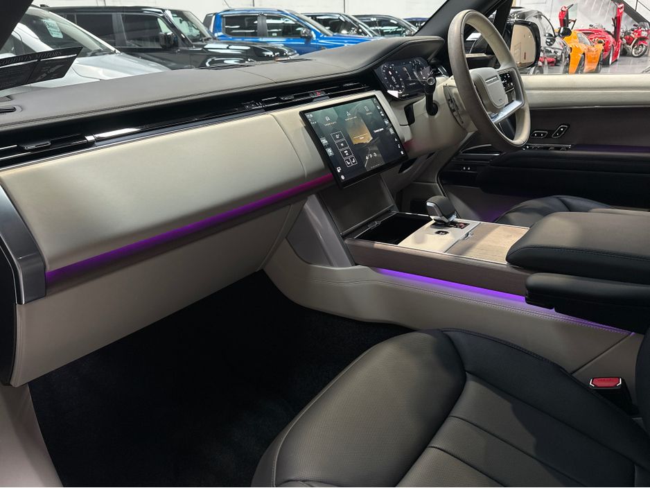 2025 Land Rover Range Rover