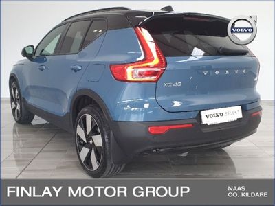 2025 Volvo Ex40