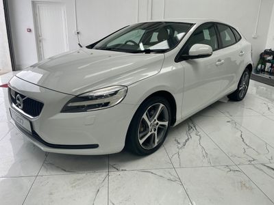2017 Volvo V40