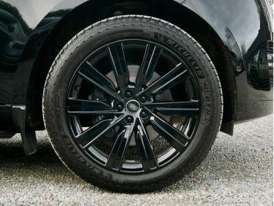 2025 Land Rover Range Rover