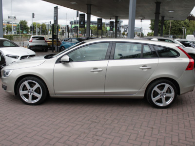 2017 Volvo V60