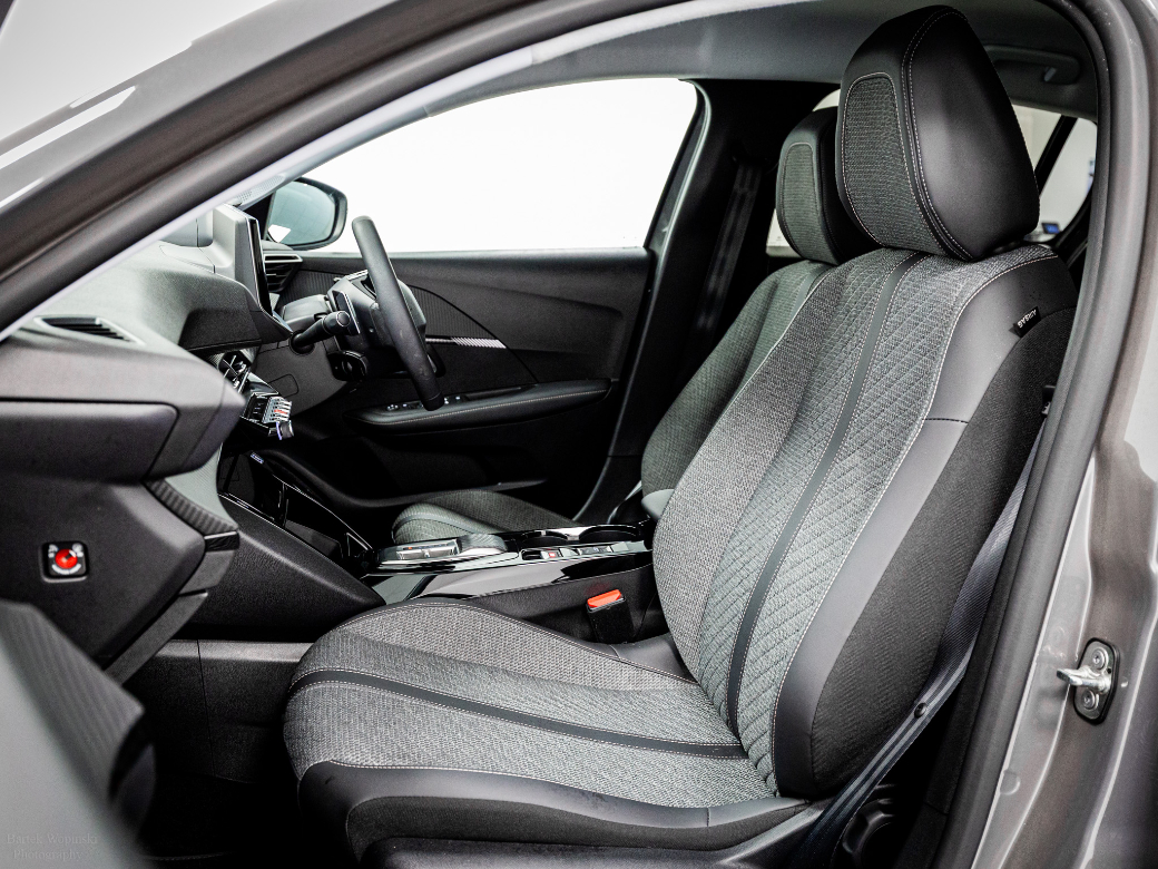 2024 Peugeot 208