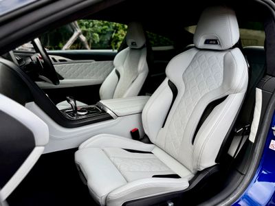 2020 BMW M8