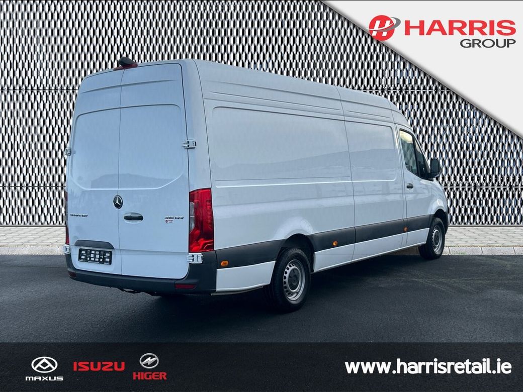 2025 White Mercedes-Benz Sprinter