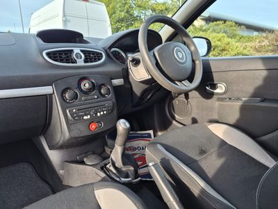2011 Renault Clio