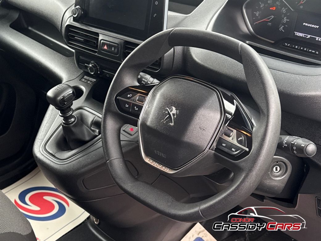 2022 Peugeot Partner