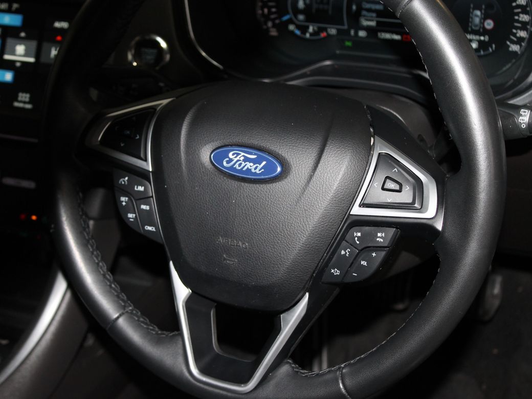 2017 Ford Mondeo