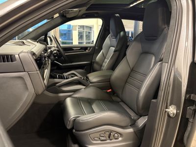 2024 Porsche Cayenne