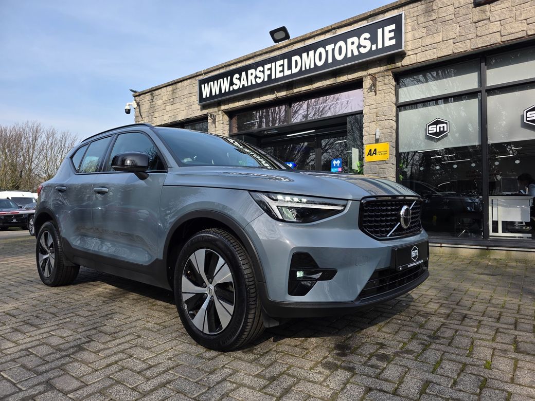 2023 Volvo XC40