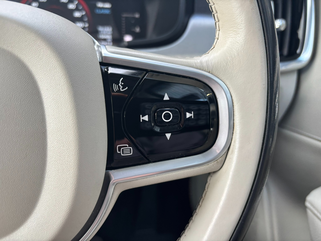 2018 Volvo V90