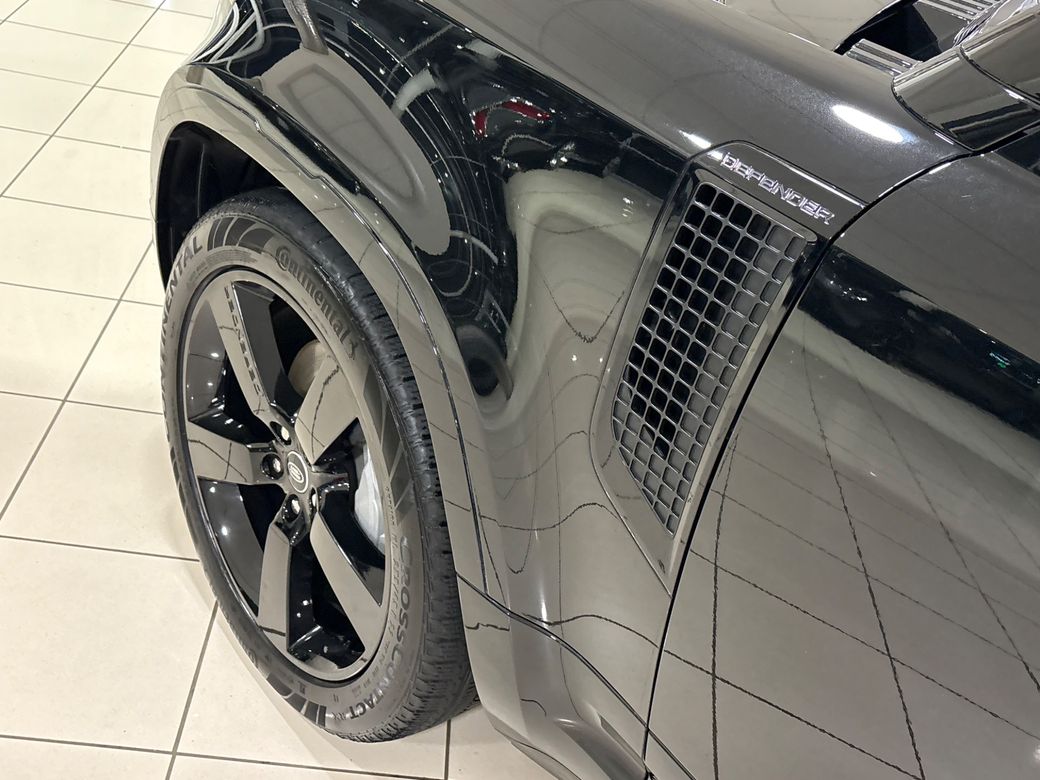 2025 Land Rover Defender
