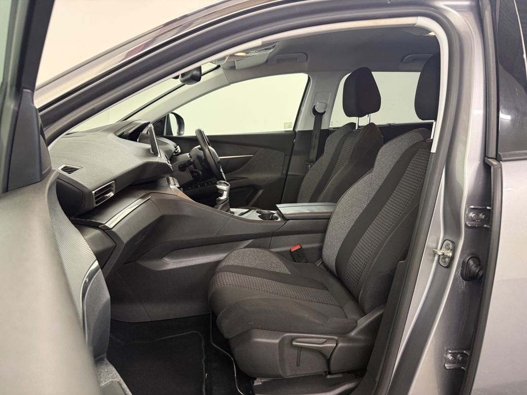 2019 Peugeot 5008