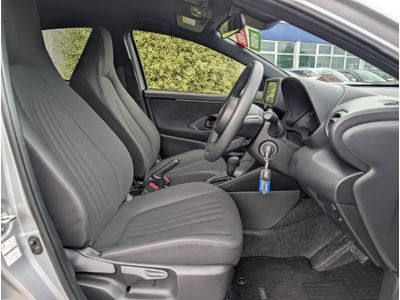 2024 Toyota Yaris