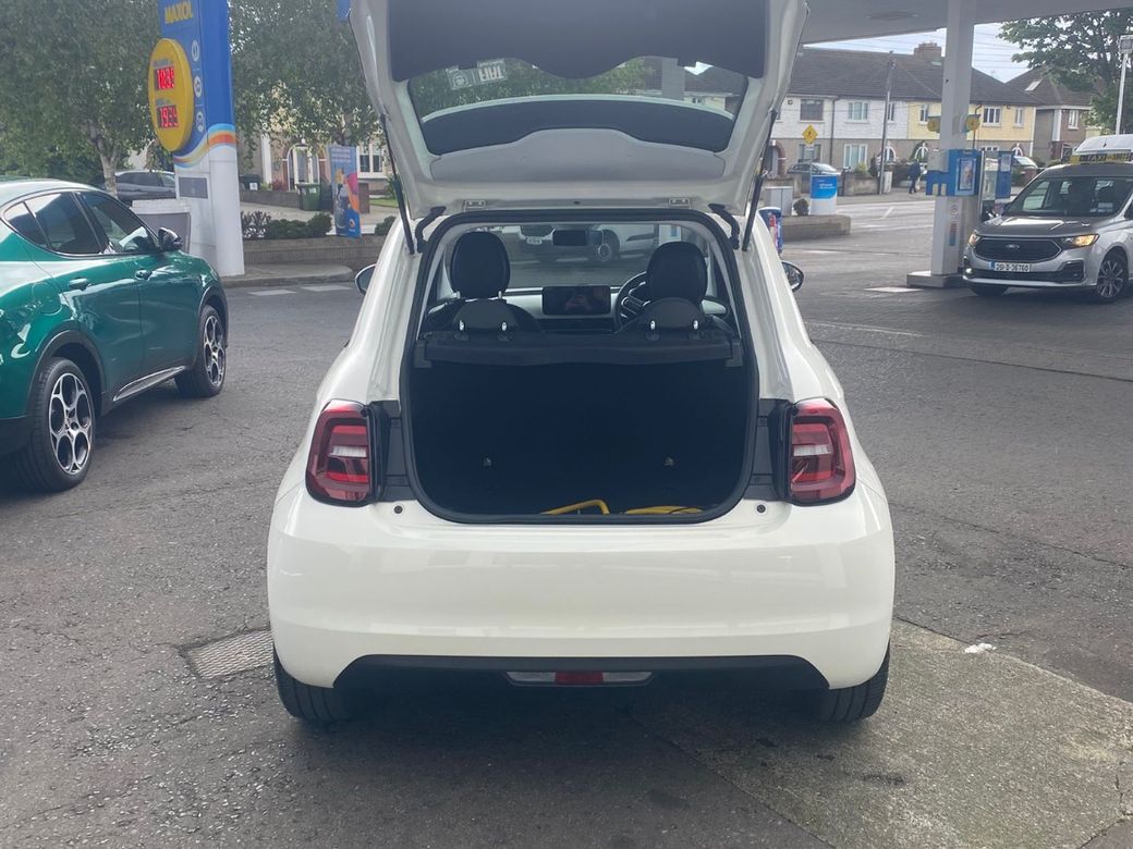 2025 Fiat 500e